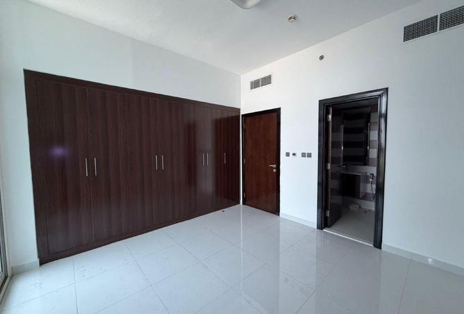 104679004 - Property Image 2