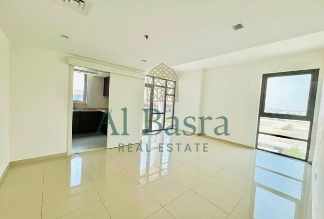 121981200 - Property Image 2