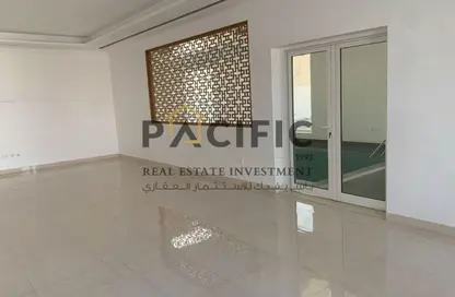 Villa - 2 Bedrooms - 3 Bathrooms for rent in Al Khawaneej 1 - Al Khawaneej - Dubai