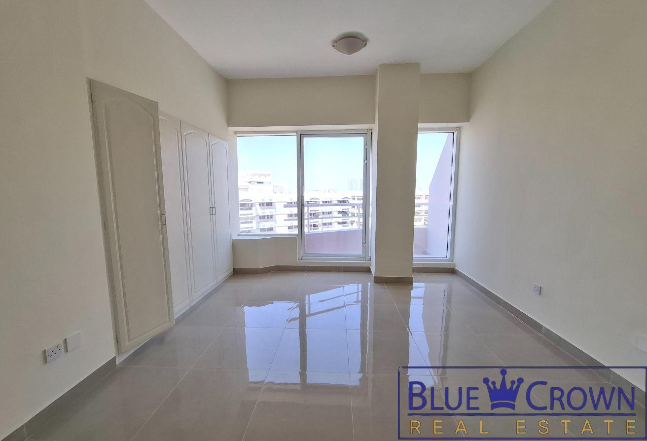 Huge Flat:Chiller Free:Luxurious:Spacious:Lavish photo 10