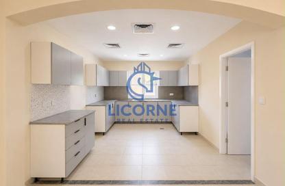 Villa - 4 Bedrooms - 4 Bathrooms for rent in Meadows 1 - Meadows - Dubai