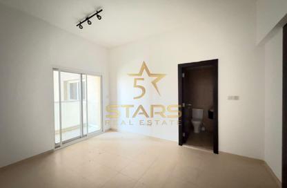 Apartment - 1 - 2 for rent in Silicon Gates 4 - Silicon Gates - Dubai Silicon Oasis - Dubai Apartment - 1 - 2 for rent in Silicon Gates 4 - Silicon Gates - Dubai Silicon Oasis - Dubai