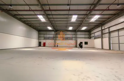 Warehouse - Studio - 1 Bathroom for rent in Al Sajaa Industrial - Al Sajaa - Sharjah