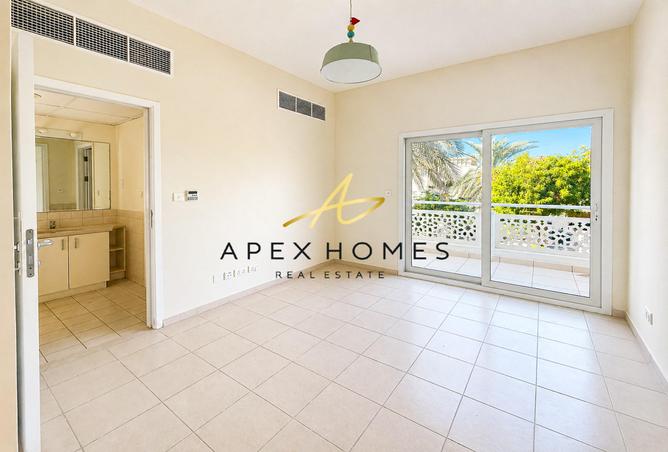 81956207 - Property Image 2