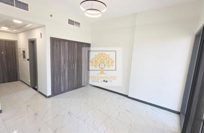 Apartment - Studio - 1 Bathroom for rent in Rukan Tower A - Rukan Tower - Rukan - Dubai Land - Dubai