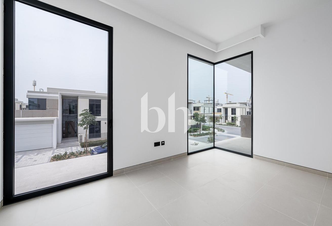 Large Plot | Private Pool | Available Soon photo 15