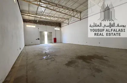 Warehouse - Studio - 4 Bathrooms for rent in Umm Dir - Umm Al Quwain