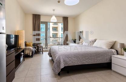 Apartment - Studio - 1 for rent in Boulevard Central Tower 2 - Boulevard Central Towers - Downtown Dubai - Dubai