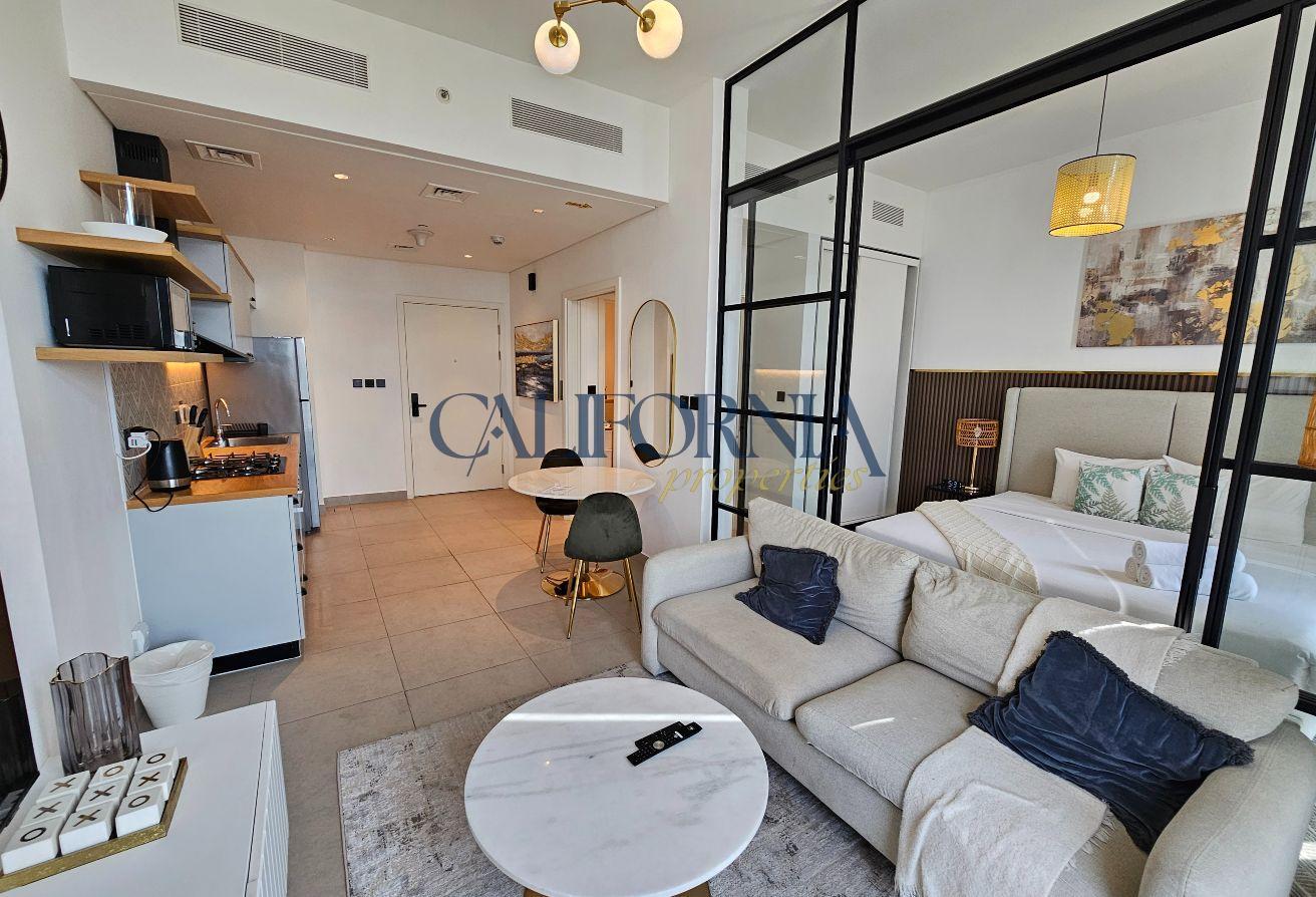 Fully Furnished | Vacant | Prime Location photo 2