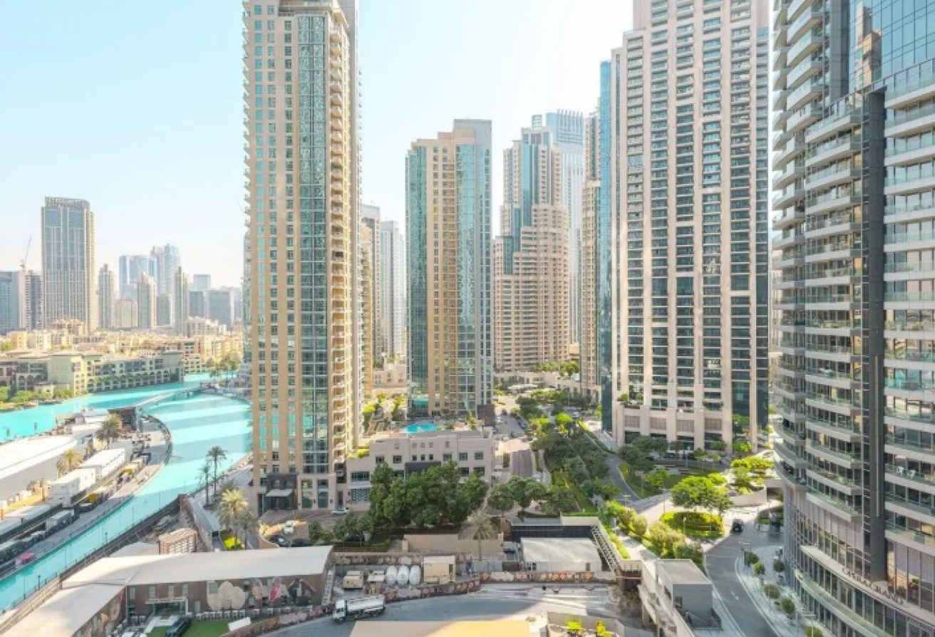 Luxurious Apartment|Prime Location — image 11