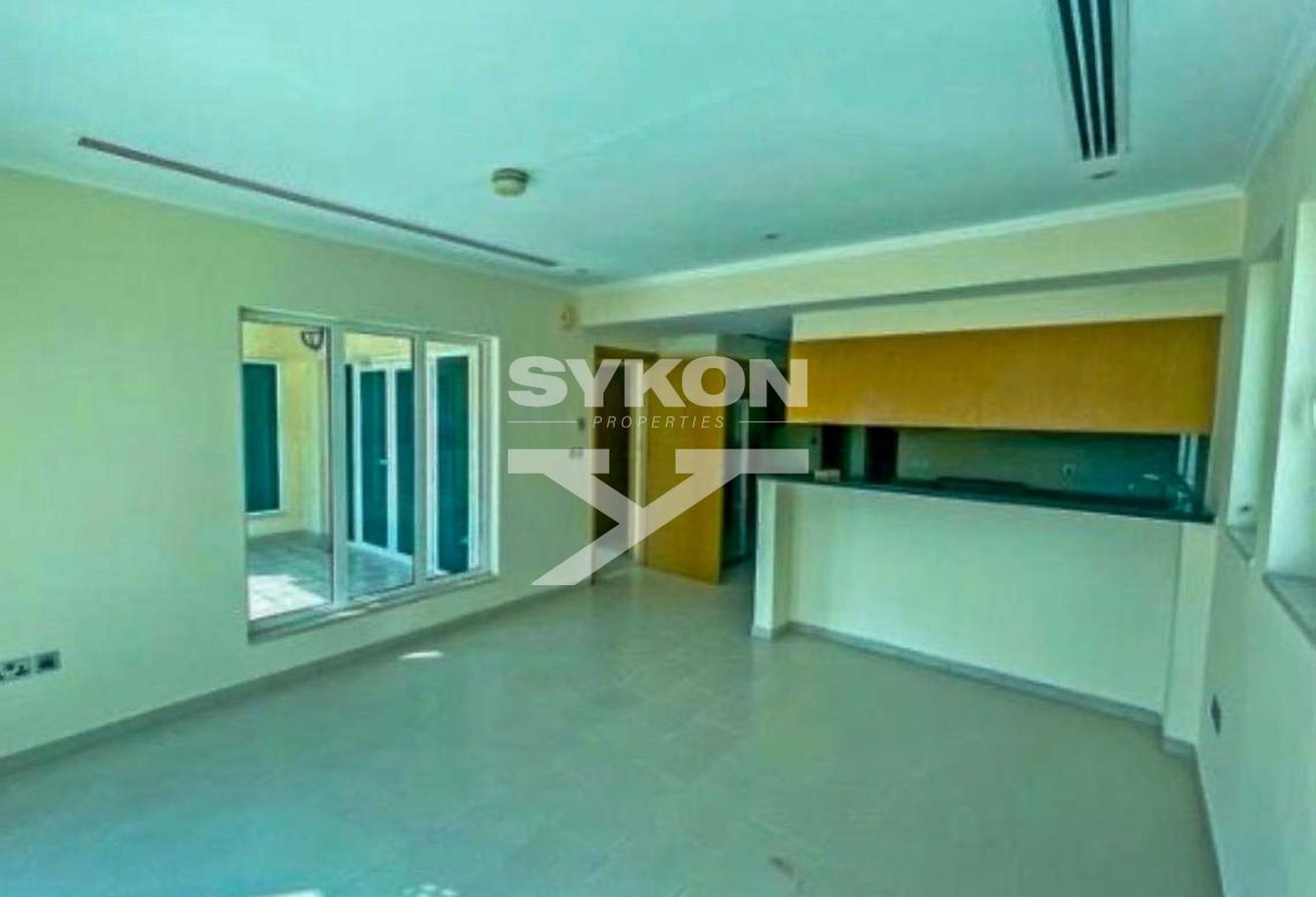 Huge Garden - Well Maintained 3BR Prime Location photo 4