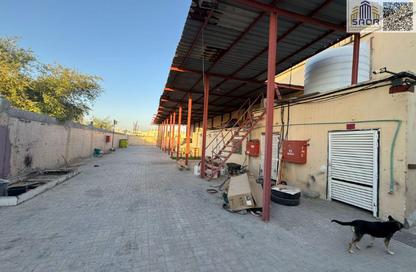 Labor Camp - Studio - 2 Bathrooms for rent in Umm Al Thuoob - Umm Al Quwain
