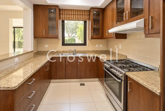 156007742 - Property Image 3