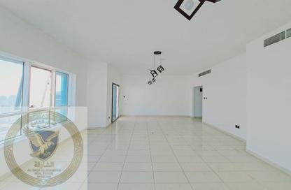 Apartment - 3 Bedrooms - 4 Bathrooms for rent in Al Noor Tower - Al Majaz 3 - Al Majaz - Sharjah Apartment - 3 Bedrooms - 4 Bathrooms for rent in Al Noor Tower - Al Majaz 3 - Al Majaz - Sharjah