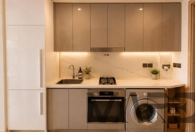 Exclusive | Fully Furnished | Vacant | Spacious — photo 3