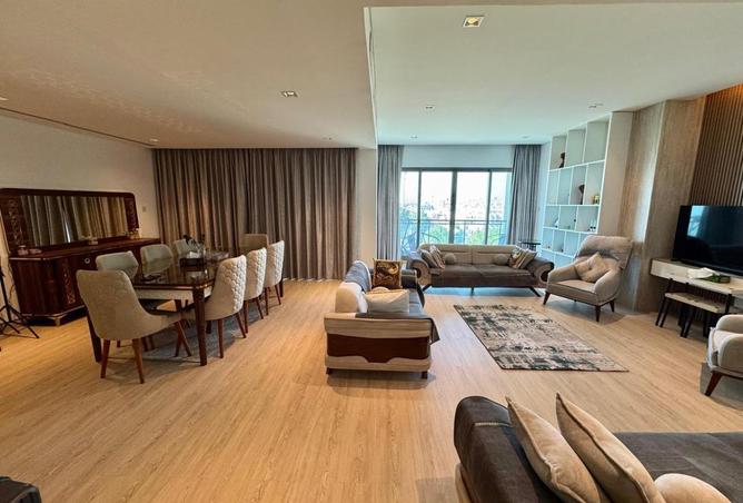 103256037 - Property Image 3