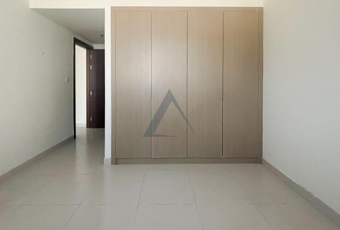 57755005 - Property Image 2