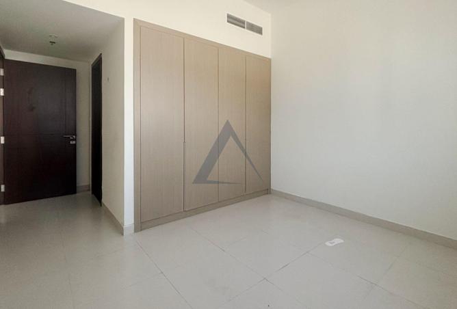 57755005 - Property Image 3