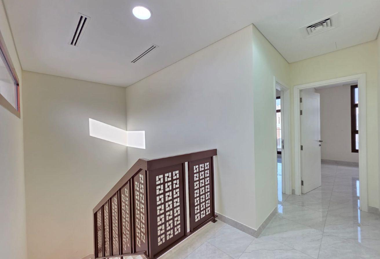 5BR Semi-Independent Villa | Shared Pool photo 5