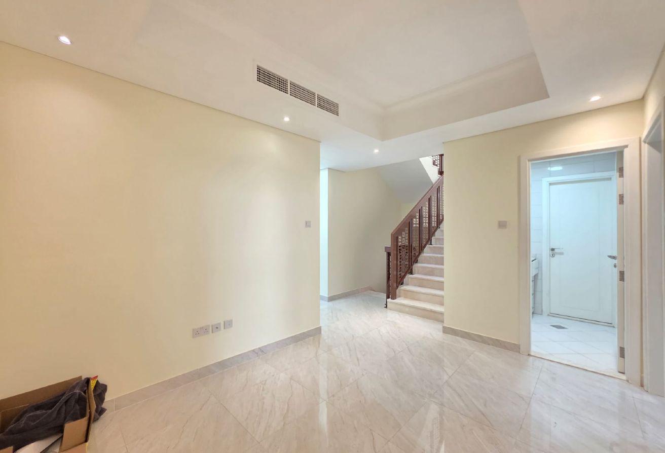 5BR Semi-Independent Villa | Shared Pool photo 7
