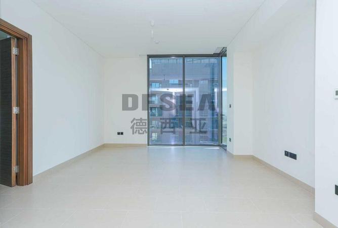 Vacant | Well Maintained | Unfurnished