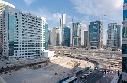 Apartment - 1 Bedroom - 1 Bathroom for rent in Panoramic Tower - Dubai Marina - Dubai