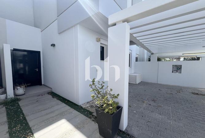 74618135 - صورة العقار 2