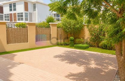 Villa - 4 Bedrooms - 6 Bathrooms for rent in District 12K - Jumeirah Village Circle - Dubai