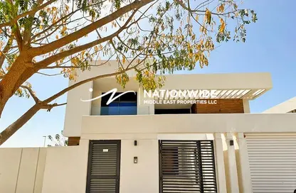 فيلا - 5 غرف نوم - 6 حمامات للايجار في الياس الغرببة - جزيرة ياس - أبوظبي