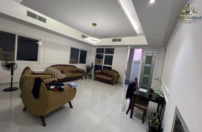 Villa - 4 Bedrooms - 6 Bathrooms for rent in Al Yasmeen 1 - Al Yasmeen - Ajman