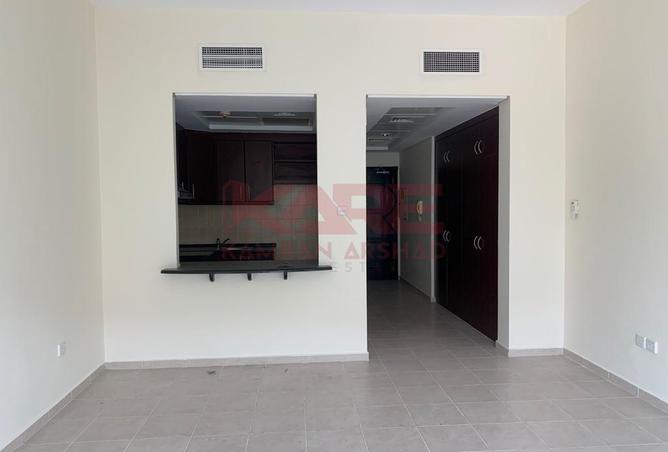 84077640 - Property Main Image