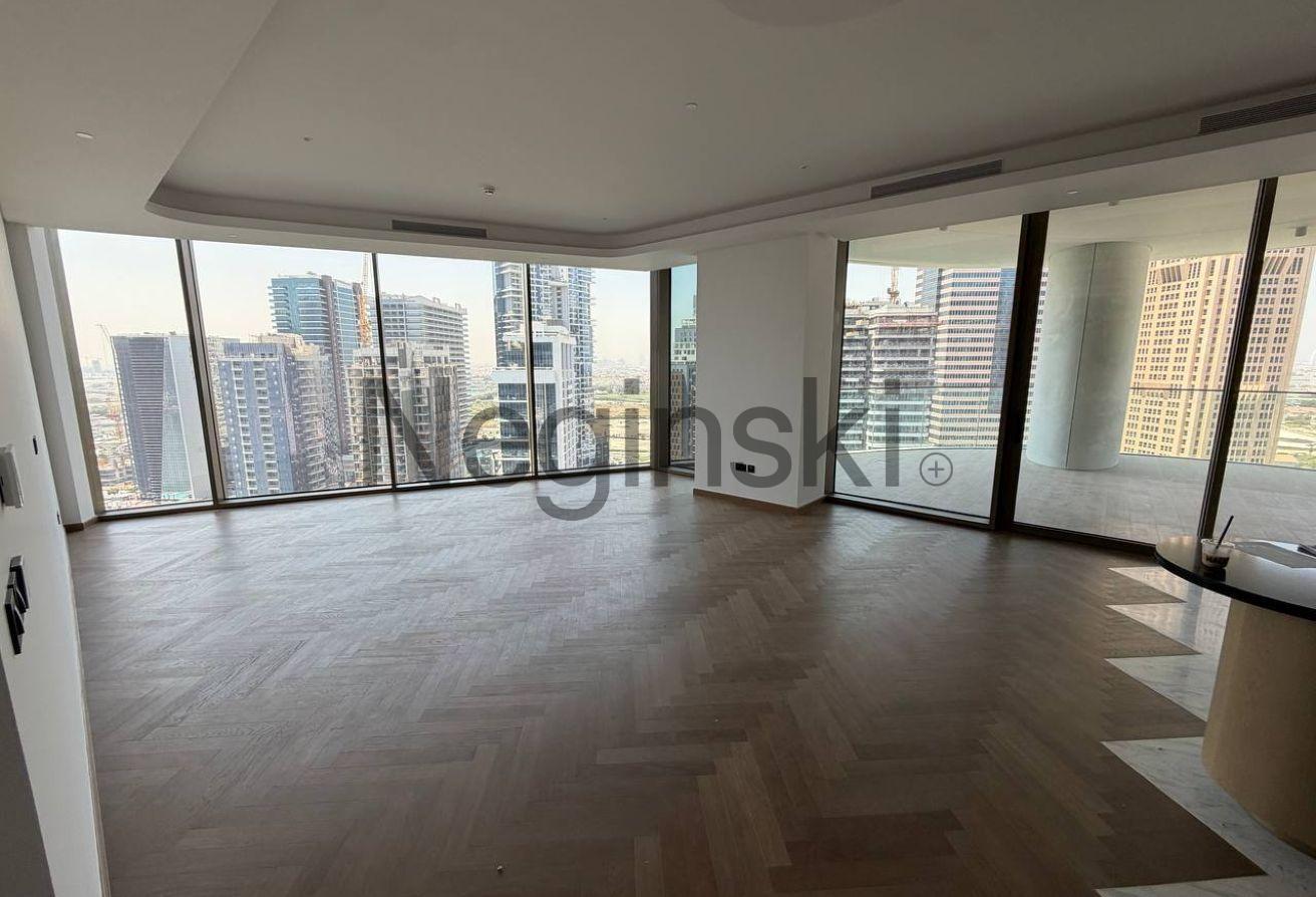 Largest 3BR+Maids | Full Canal View photo 14