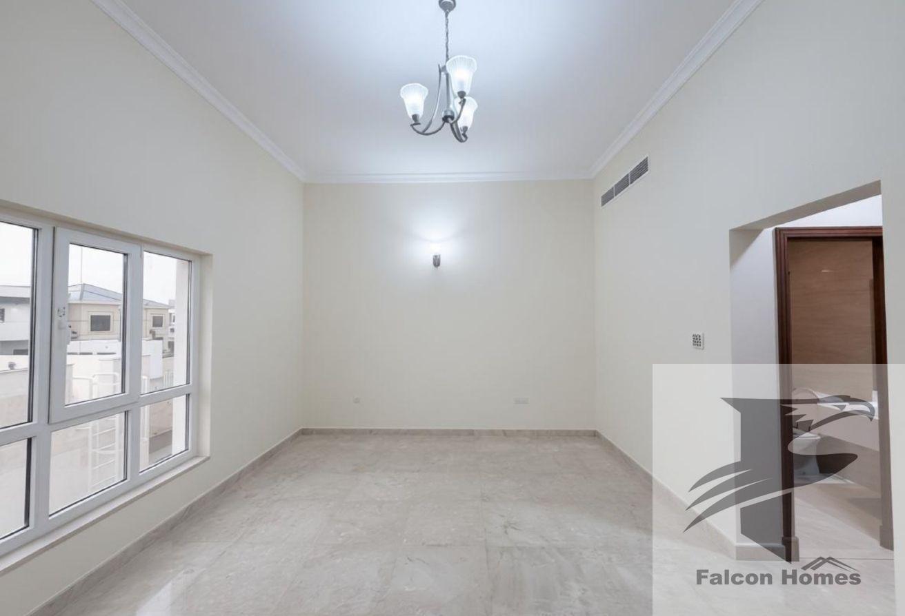 Spacious 6BR Villa with Private Pool and Garden photo 14