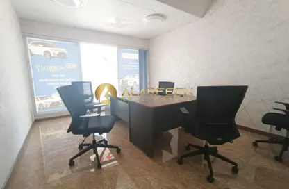 مكتب - غرفة نوم - 1 حمام للايجار في برج جي إم إم 1 - الضاحية 12 - قرية جميرا الدائرية - دبي