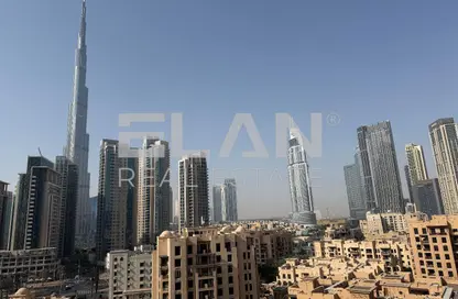 Apartment - 2 Bedrooms - 3 Bathrooms for sale in Imperial Avenue - Downtown Dubai - Dubai
