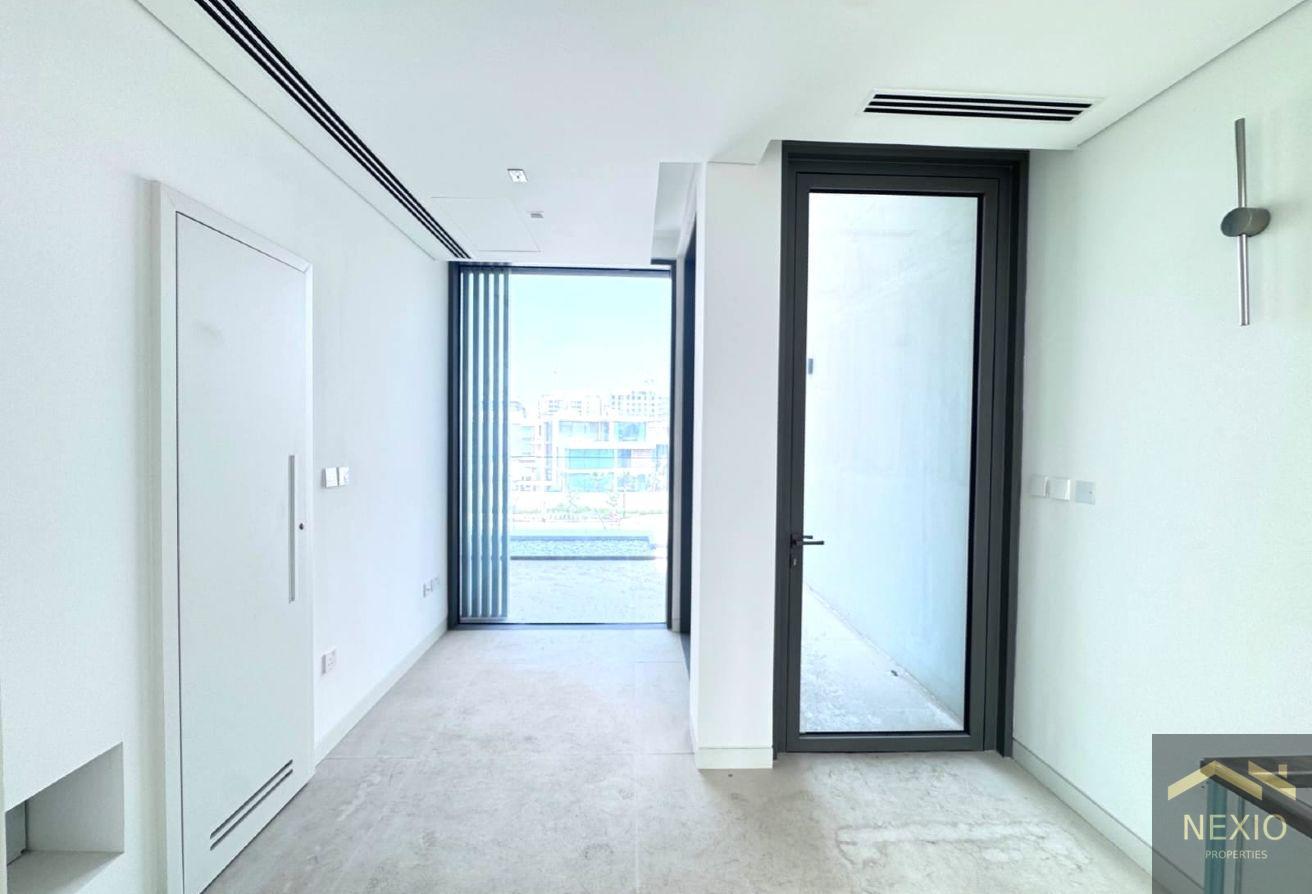 Modern Layout | Prime Location | Ready To Move photo 6