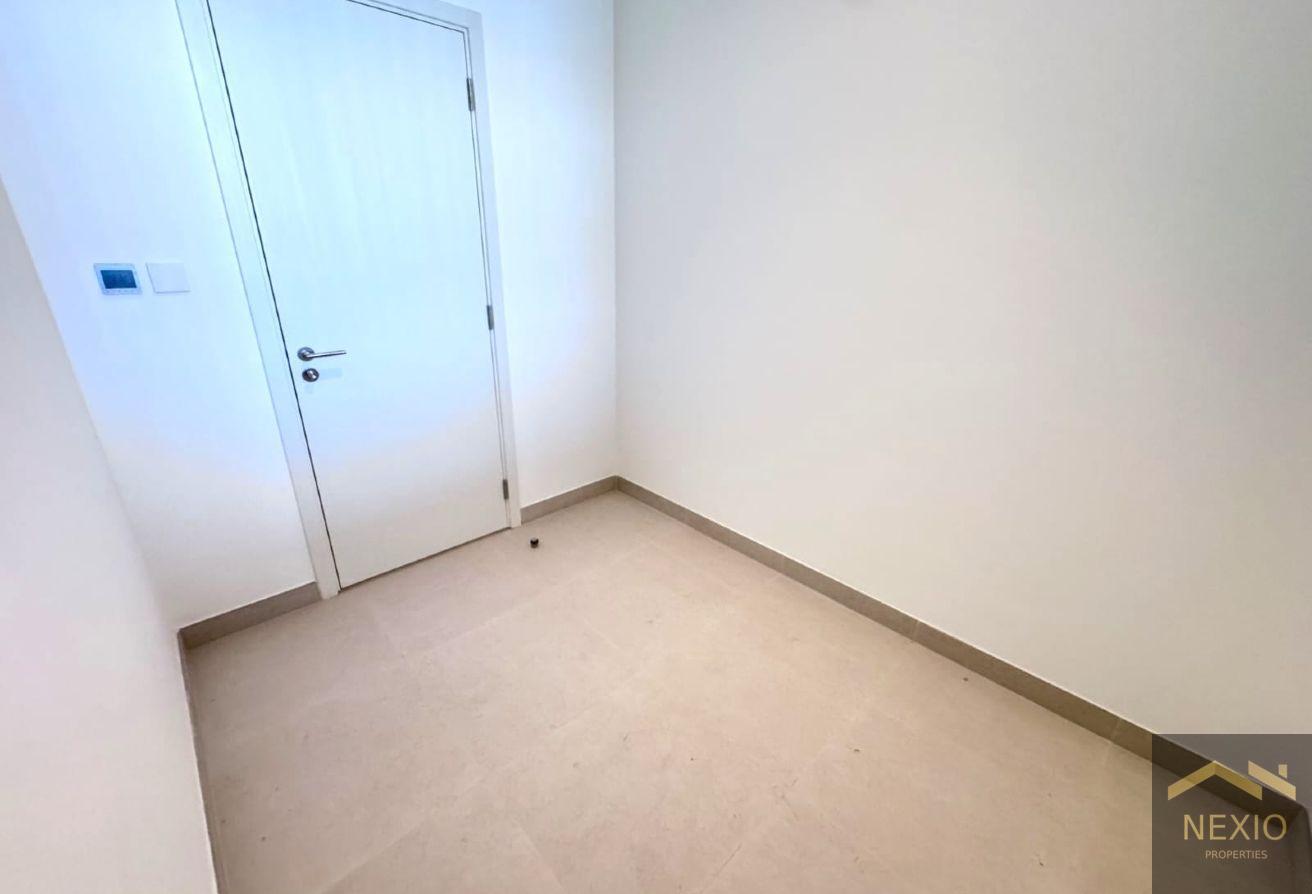 Modern Layout | Prime Location | Ready To Move photo 12