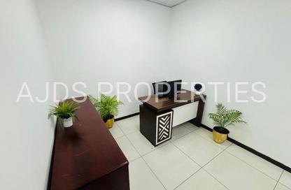 Office Space - Studio - 1 Bathroom for rent in Al Fajer Complex - Oud Metha - Bur Dubai - Dubai