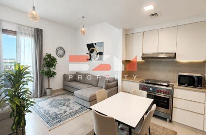 Apartment - 2 Bedrooms - 2 Bathrooms for rent in Zahra Breeze Apartments 4A - Zahra Breeze Apartments 4 - Zahra Breeze Apartments - Town Square - Dubai