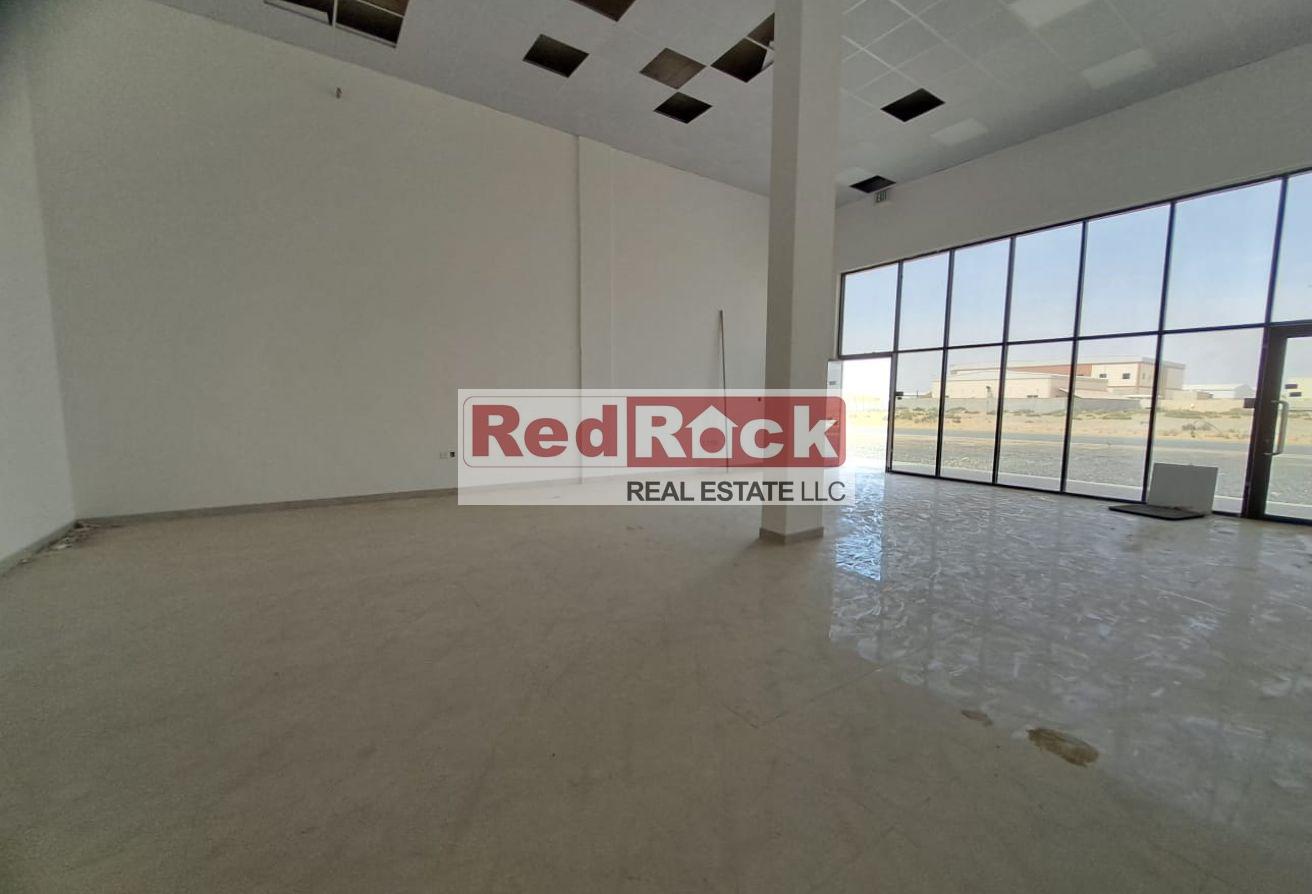 Independent Road Facing Showroom at Aed 180,000