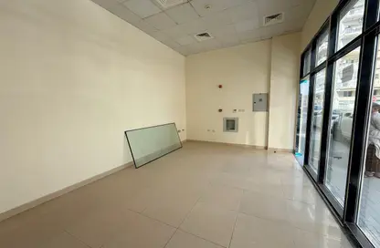 Office Space - 2 Bedrooms - 3 Bathrooms for rent in Al Majaz 2 - Al Majaz - Sharjah