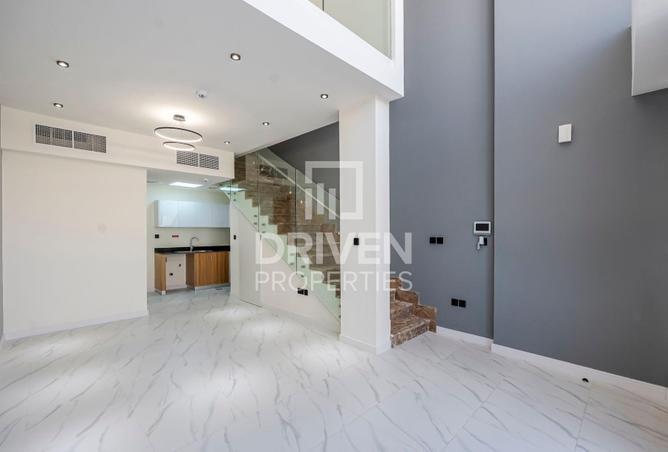 87889402 - Property Image 3