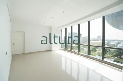 Apartment - 2 Bedrooms - 3 Bathrooms for rent in Etihad Tower 4 - Etihad Towers - Corniche Road - Abu Dhabi