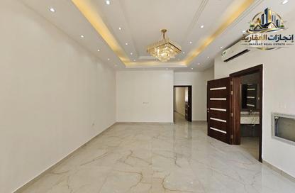 Villa - 5 Bedrooms - 7 Bathrooms for rent in Al Yasmeen 1 - Al Yasmeen - Ajman