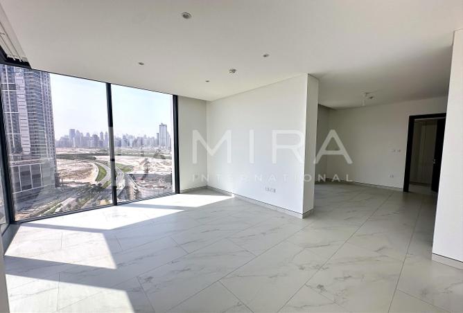 Corner Unit | Skyline Views | Ready To Move photo 2