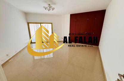 Apartment - 3 - 4 for rent in Jamal Abdul Nasser Street - Al Majaz - Sharjah Apartment - 3 - 4 for rent in Jamal Abdul Nasser Street - Al Majaz - Sharjah