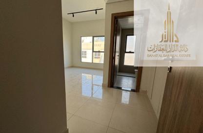 Apartment - 2 - 3 for rent in Al Shawi 1 - Al Nuimiya 2 - Al Nuaimiya - Ajman