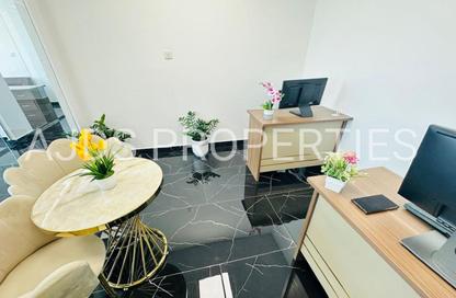 Office Space - Studio - 1 Bathroom for rent in Fatima Mohammad Ahmad Bin Suleiman Building - Al Raffa - Bur Dubai - Dubai