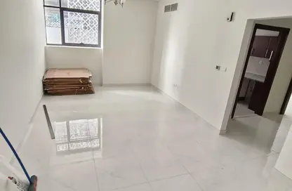 Apartment - 1 Bedroom - 2 Bathrooms for rent in New Al Taawun Road - Al Taawun - Sharjah