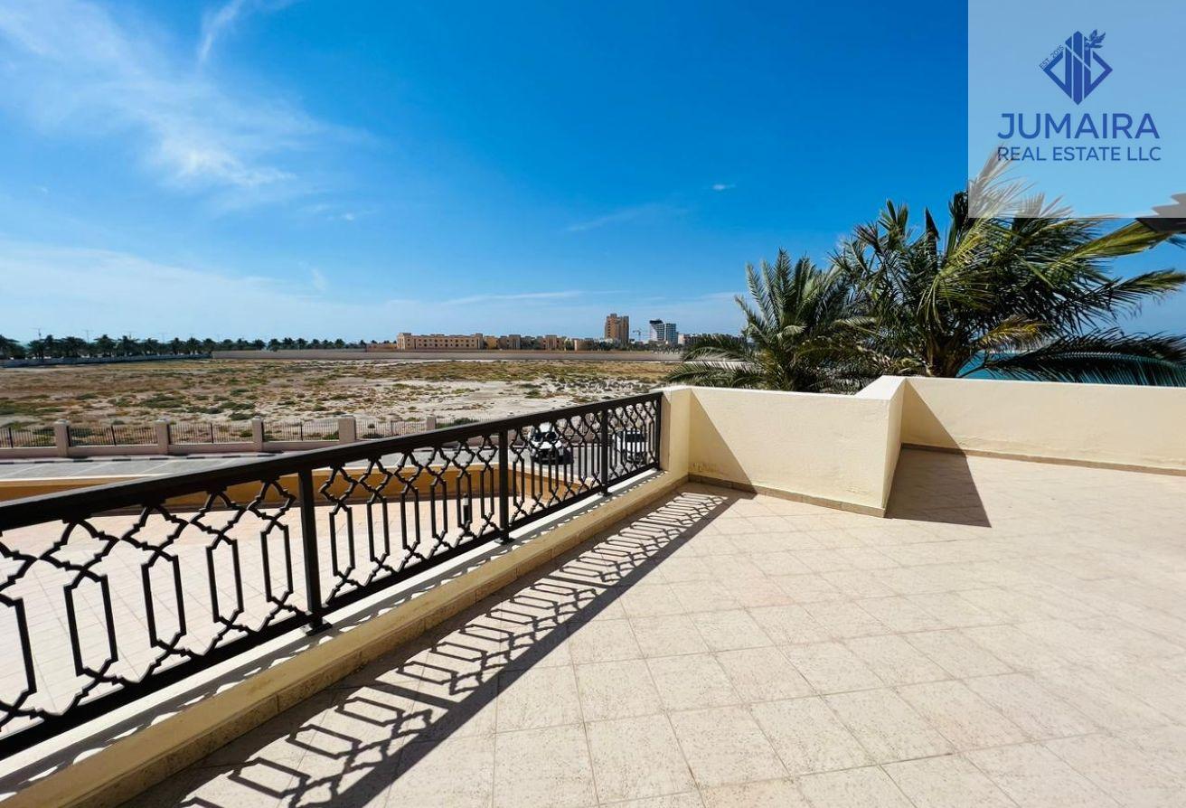 Bright 1-Bed Apartment Featuring Big Balcony/Sale